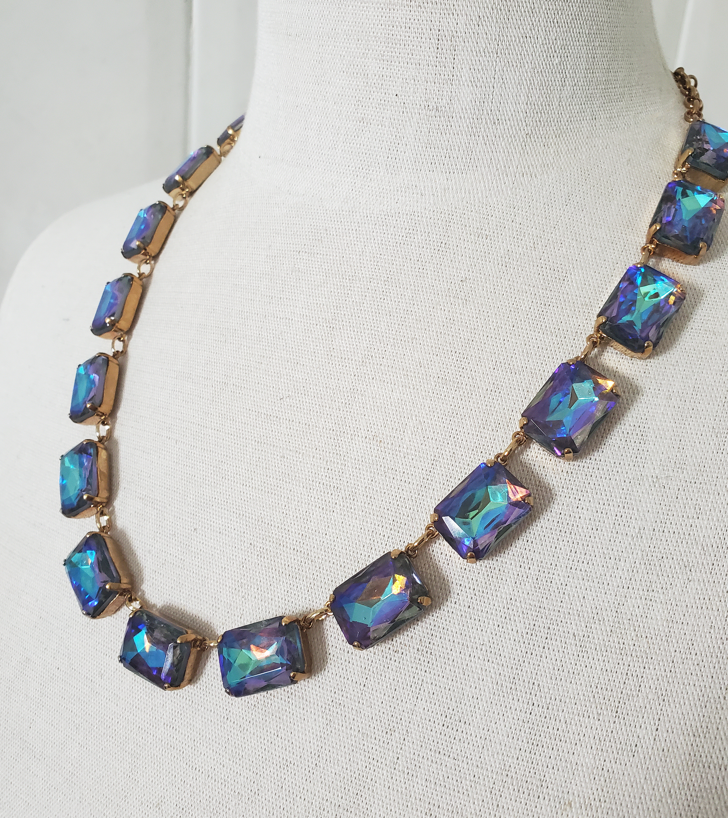 Gifts from $150 to $200