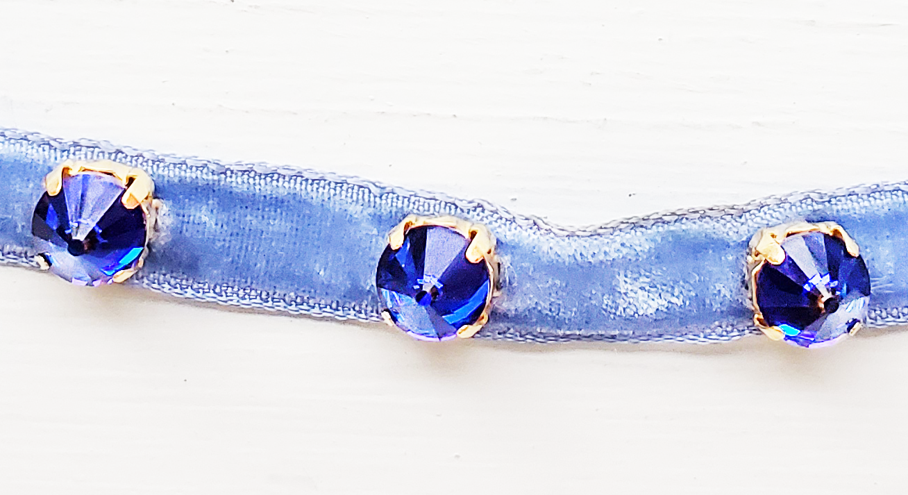 Bermuda Blue Spikes Choker