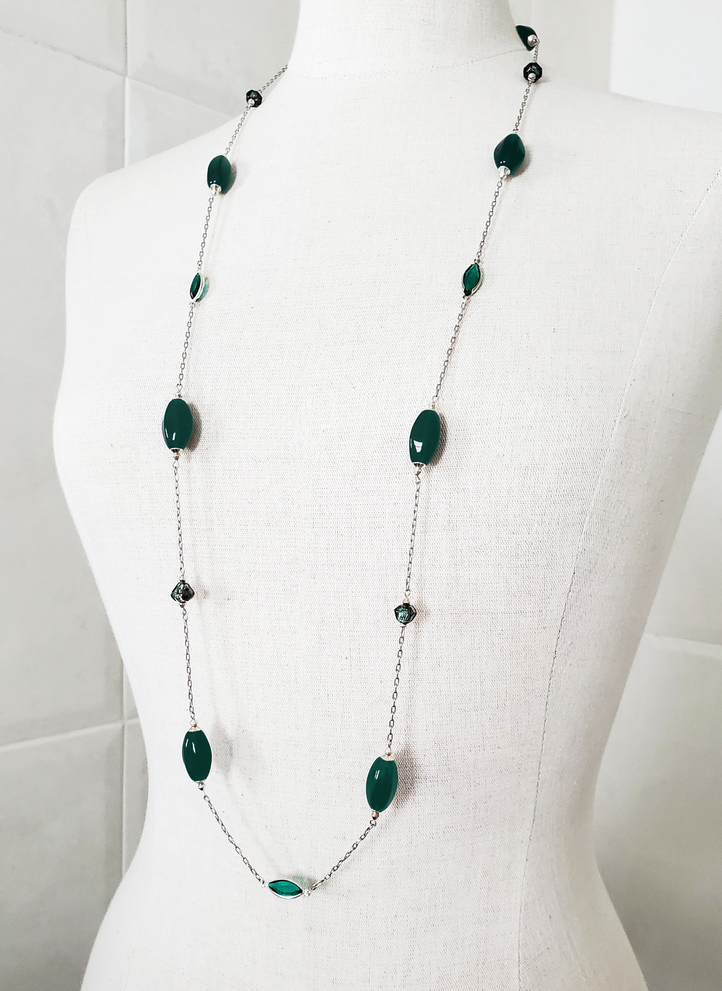Dark Emerald Station Necklace