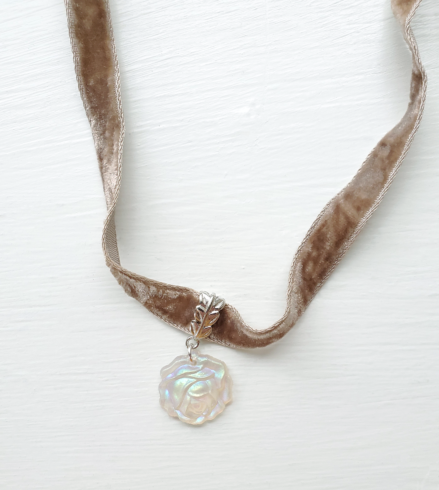 Iridescent Frosted Rose Choker