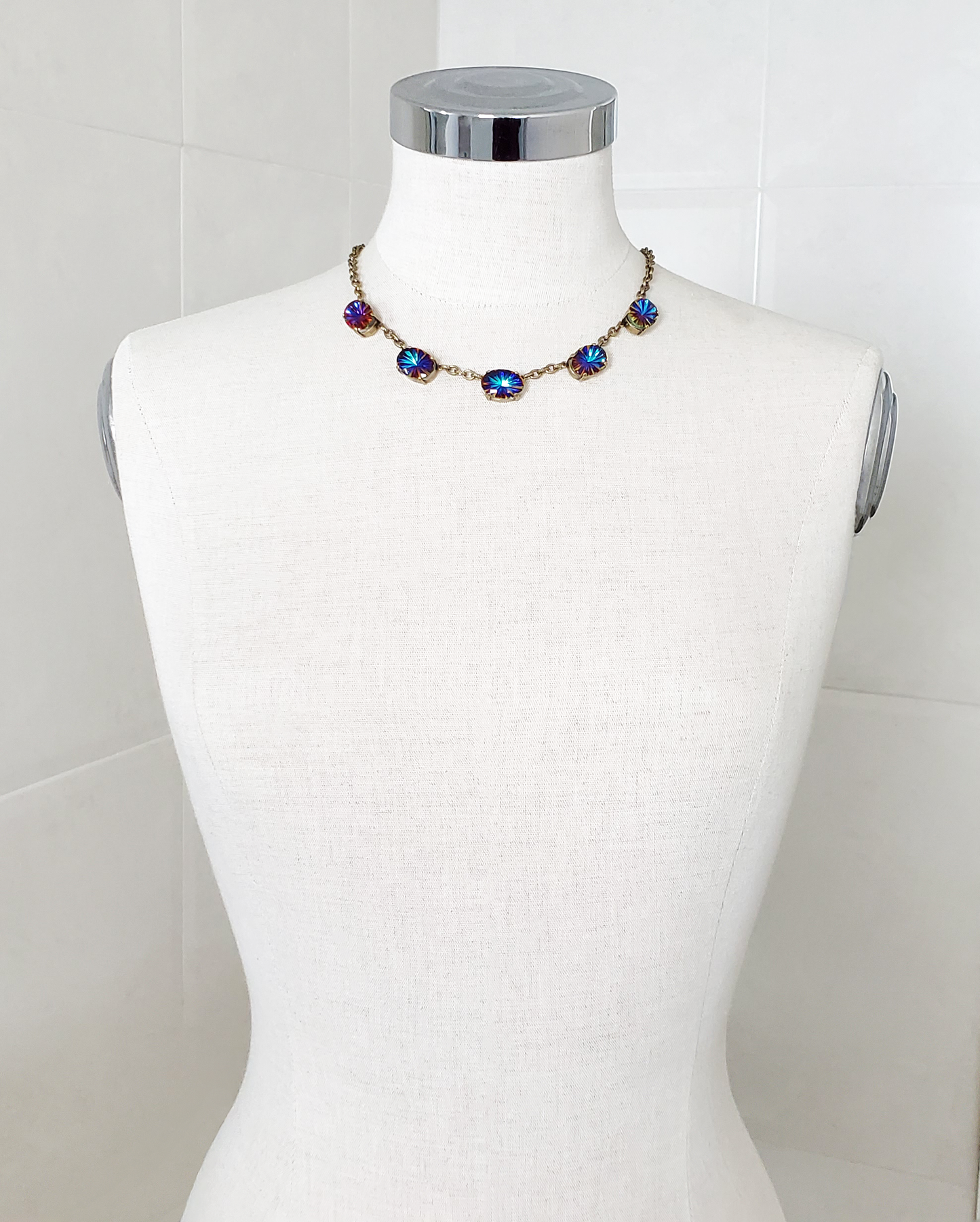 Starburst Oval Necklace