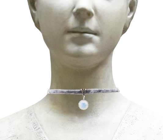 White Opal Velvet Choker